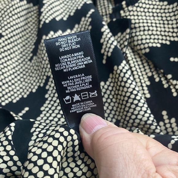 Stylish Sleeveless Mini Dress Small Embellished Neck 
Peplum Design Side Pockets - Picture 3 of 12